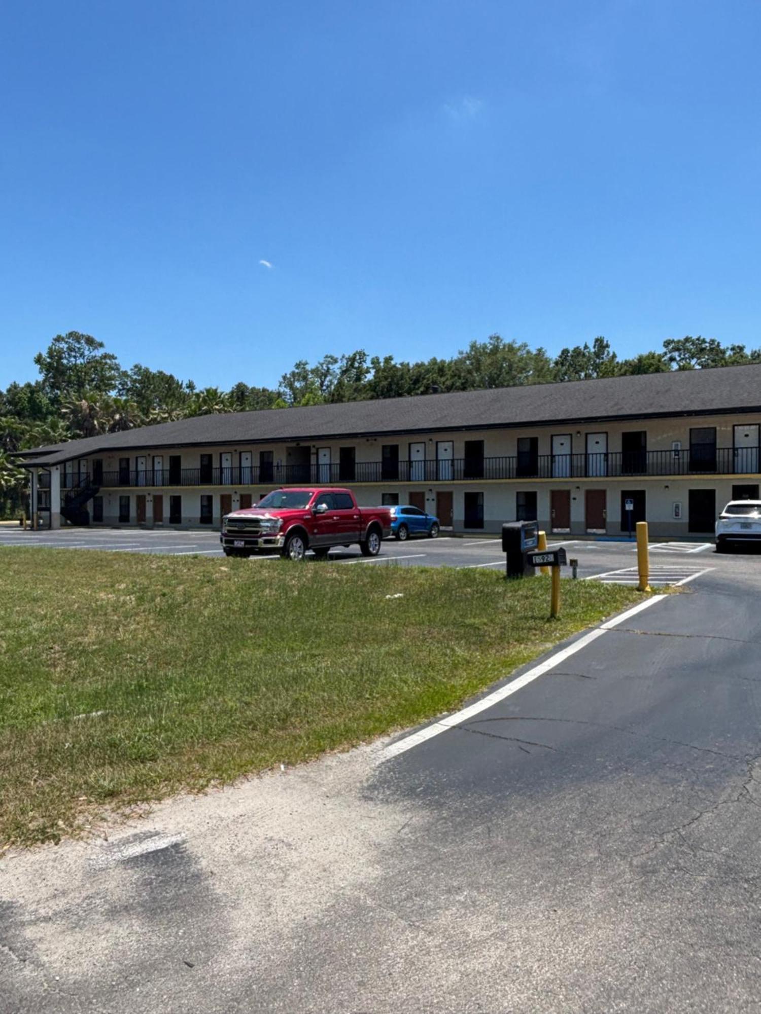 High Springs Inn Soon To Be Clarion Pointe Alachua Eksteriør bilde