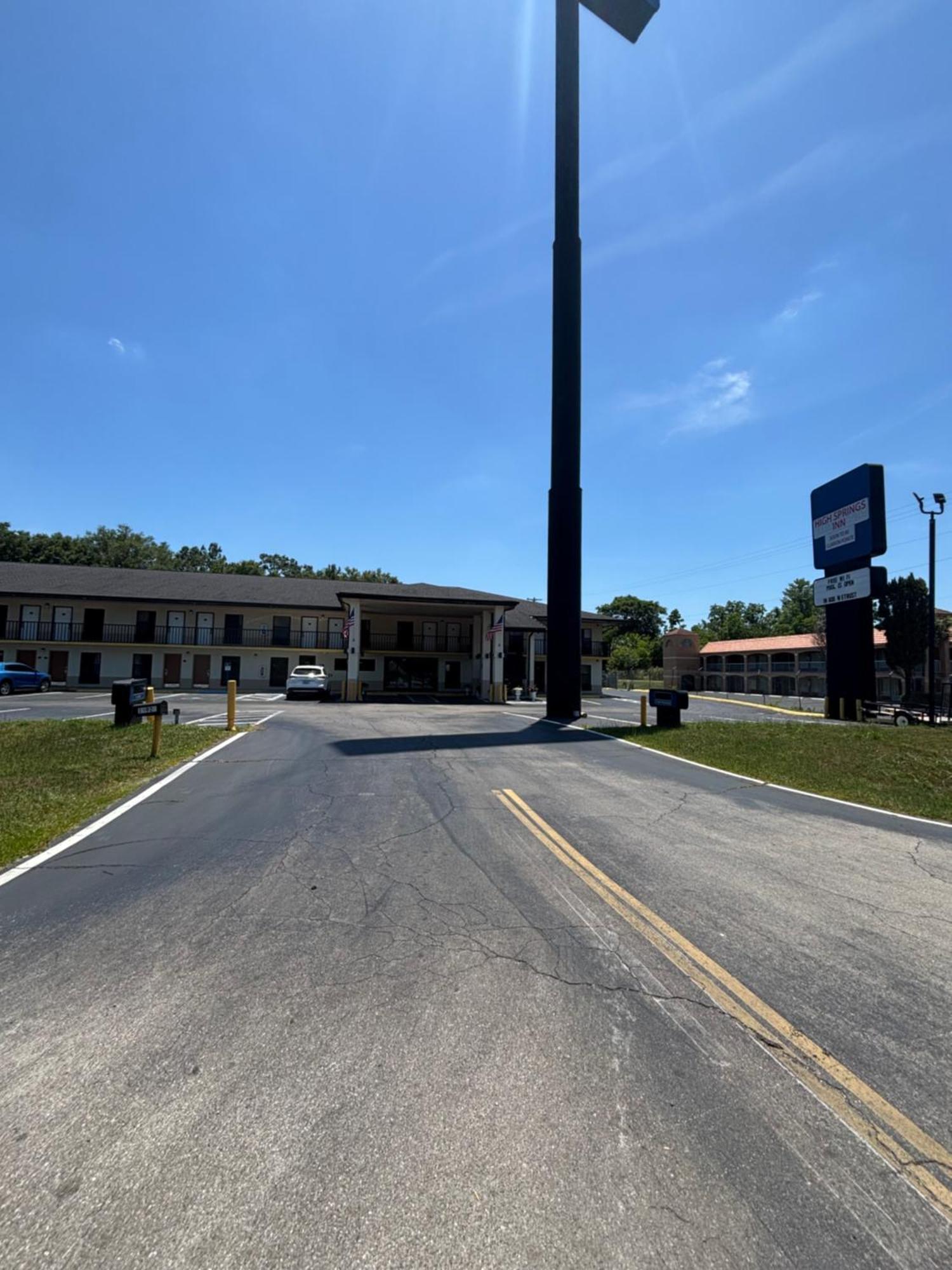 High Springs Inn Soon To Be Clarion Pointe Alachua Eksteriør bilde